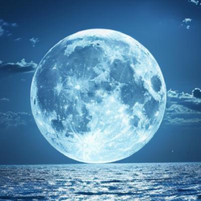 22 Iunie: Prima Lună Plină a verii ne trezește sufletele la viață. Acum învățăm să trăim cu adevărat
