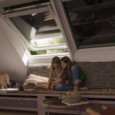 Păstrează-ți casa răcoroasă : Soluțiile de protecție termică de la VELUX sunt esențiale pentru locuința ta